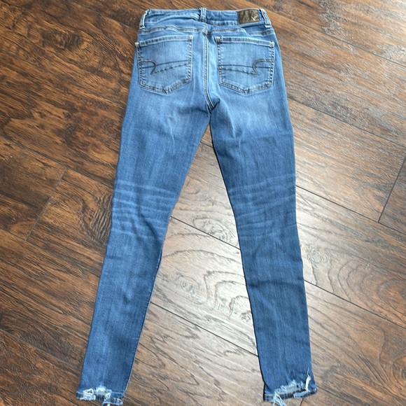 Women’s American Eagle Super Super Stretch Jegging - Picture 7 of 8